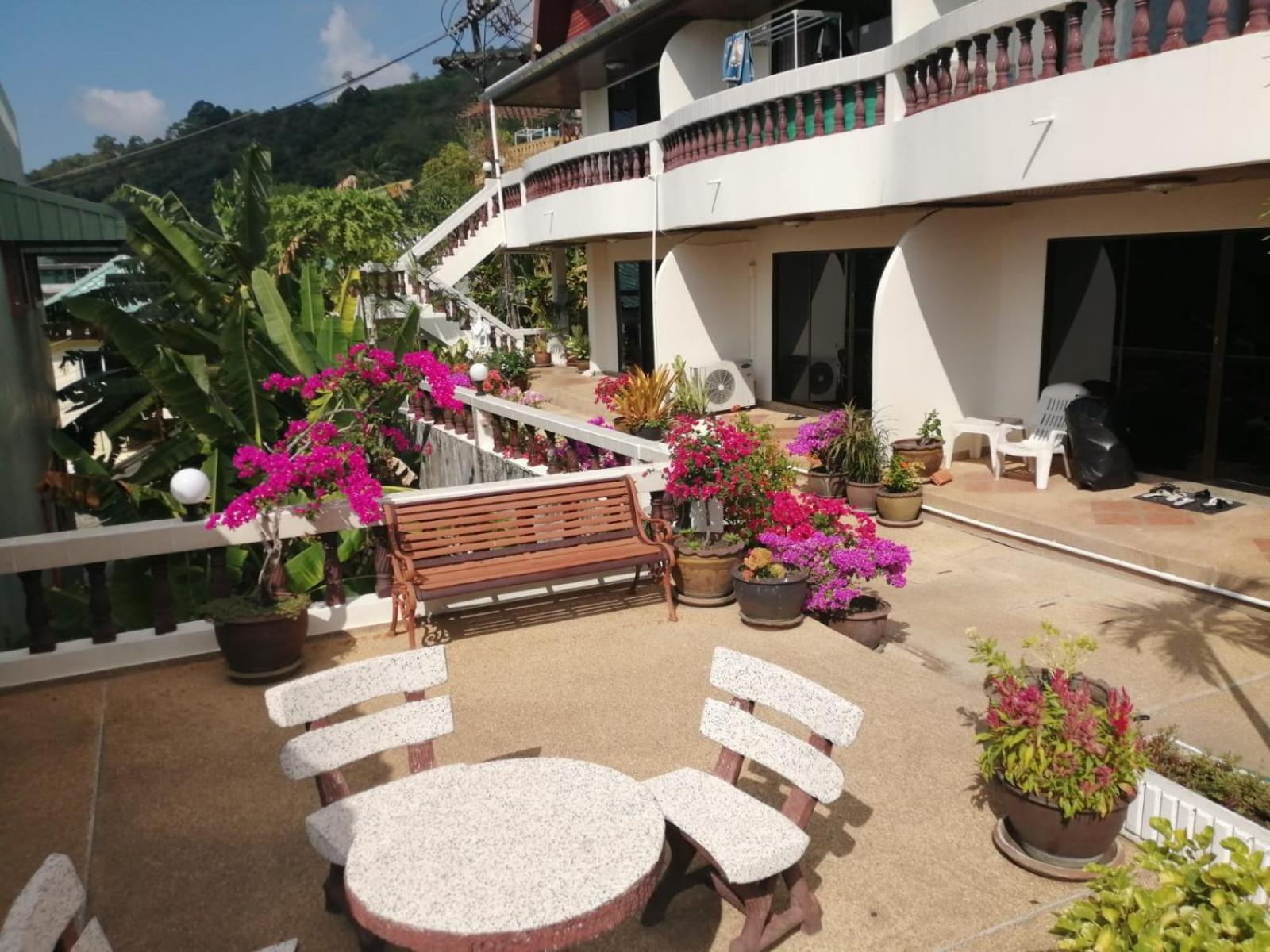 Blue Sky Residence Patong Eksteriør bilde
