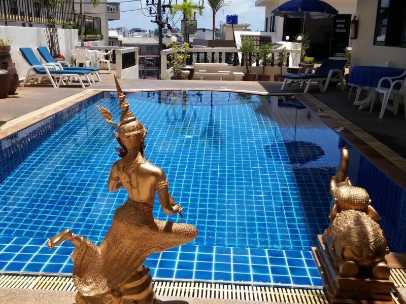 Blue Sky Residence Patong Eksteriør bilde
