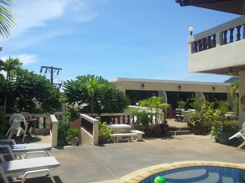 Blue Sky Residence Patong Eksteriør bilde